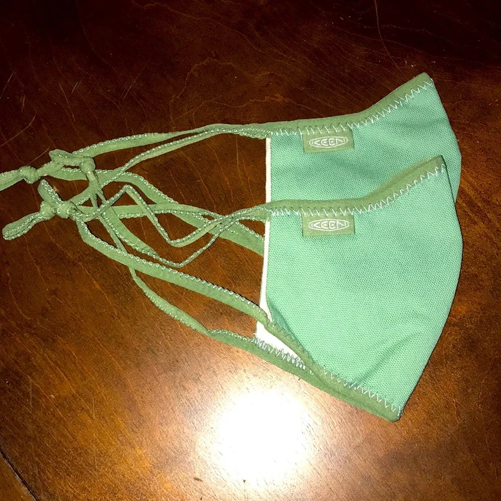 Keen NEW in Package 2 M/L Watercress Green Pair of Washable Reusable Face Masks